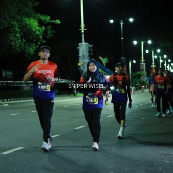 Runner Photo 3519115