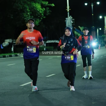 Runner Photo 3519122