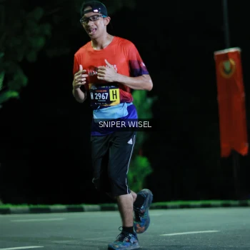 Runner Photo 3519656