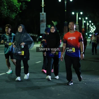 Runner Photo 3519756