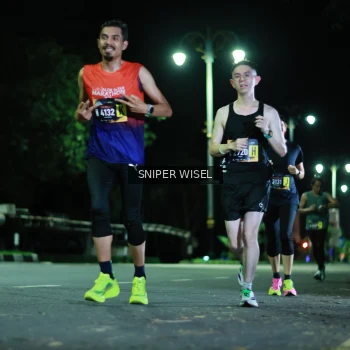 Runner Photo 3519773