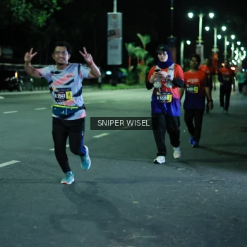 Runner Photo 3519845