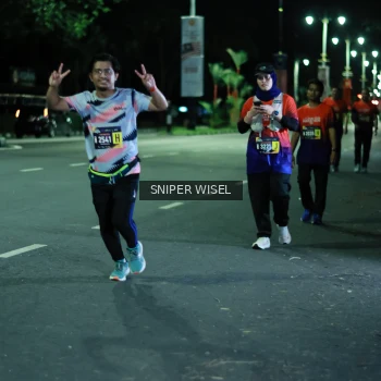 Runner Photo 3519846