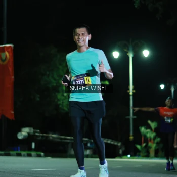 Runner Photo 3519867