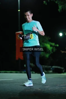 Runner Photo 3519872
