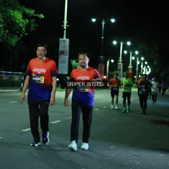 Runner Photo 3519914