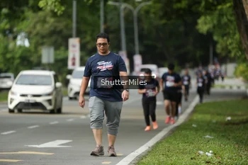 Runner Photo 35200