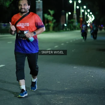 Runner Photo 3520003