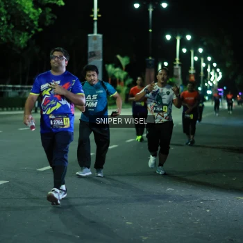 Runner Photo 3520013