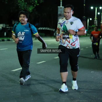 Runner Photo 3520032