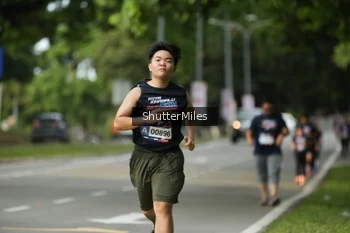 Runner Photo 35203