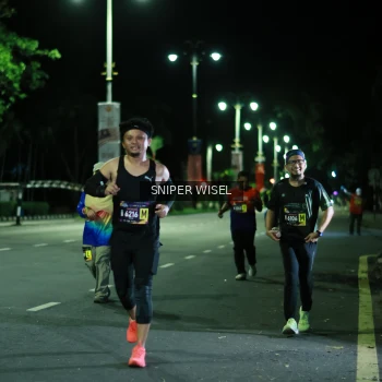 Runner Photo 3520797