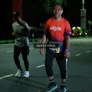 Runner Photo 3521054