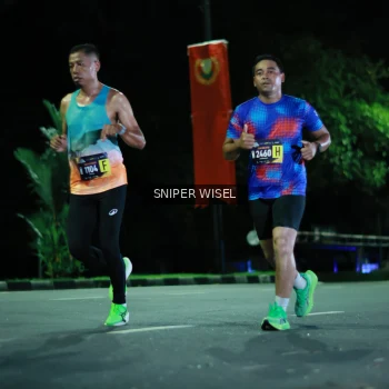 Runner Photo 3521368