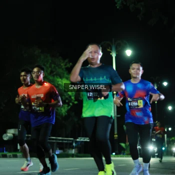 Runner Photo 3521376