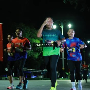 Runner Photo 3521380