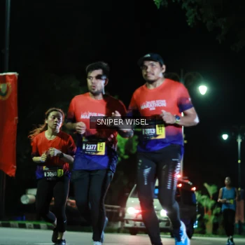 Runner Photo 3521580