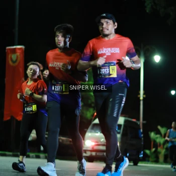 Runner Photo 3521586