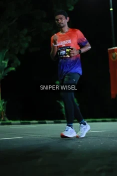 Runner Photo 3521743