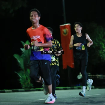 Runner Photo 3522051