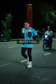 Runner Photo 3522130