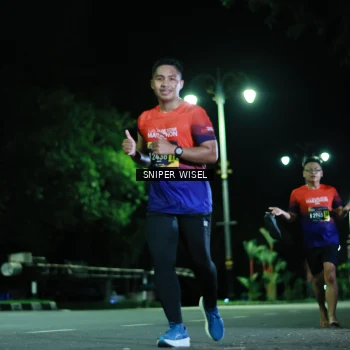 Runner Photo 3522213