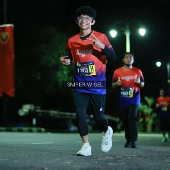 Runner Photo 3522346