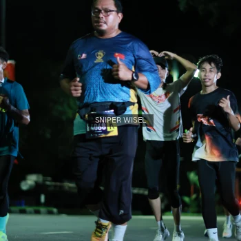 Runner Photo 3522660