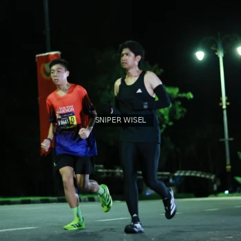 Runner Photo 3522773