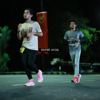 Runner Photo 3522801