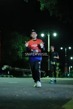 Runner Photo 3522866
