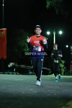 Runner Photo 3522873