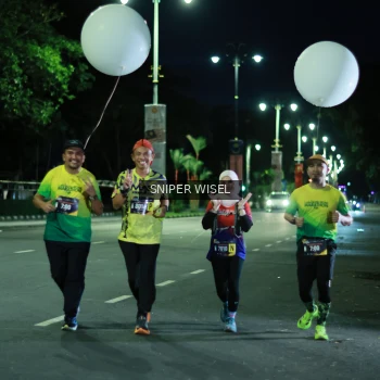 Runner Photo 3522935