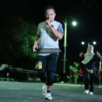 Runner Photo 3523004