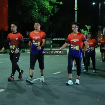 Runner Photo 3523736