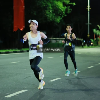 Runner Photo 3524459