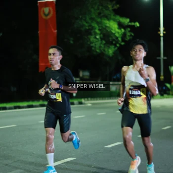 Runner Photo 3524479