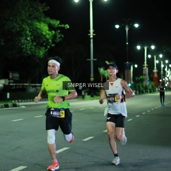 Runner Photo 3524614