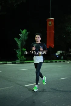 Runner Photo 3524716