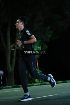 Runner Photo 3524973