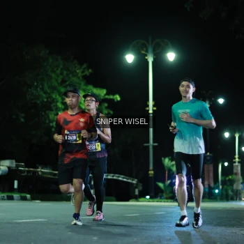 Runner Photo 3525030