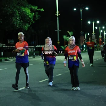 Runner Photo 3525876