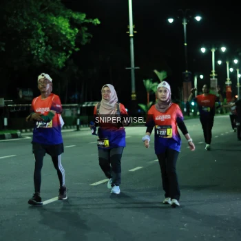 Runner Photo 3525877