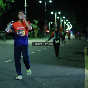 Runner Photo 3526000