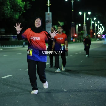 Runner Photo 3526223