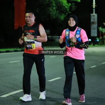 Runner Photo 3527155