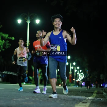 Runner Photo 3527546