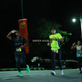 Runner Photo 3527605