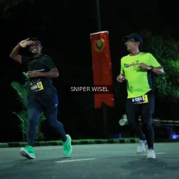 Runner Photo 3527617