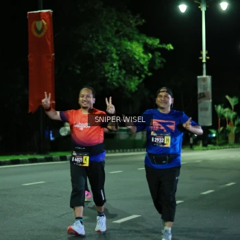 Runner Photo 3527814